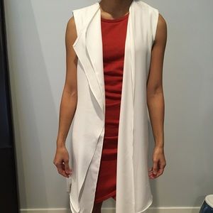 XS drapey white vest